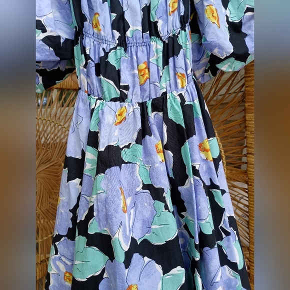 Floral Puff Sleeve Dress_Small - Picture 4 of 8